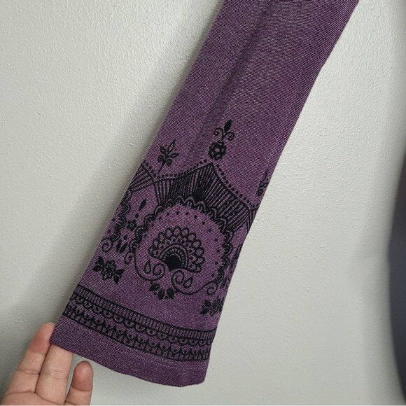 Y2k Eye Shadow purple black dark grunge boho witchy ling sleeve top size M - Picture 3 of 7